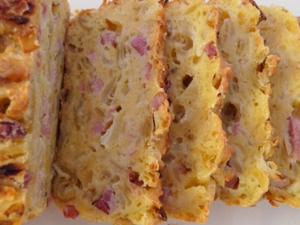 Cake aux lardons et oignons Recette Ptitchef