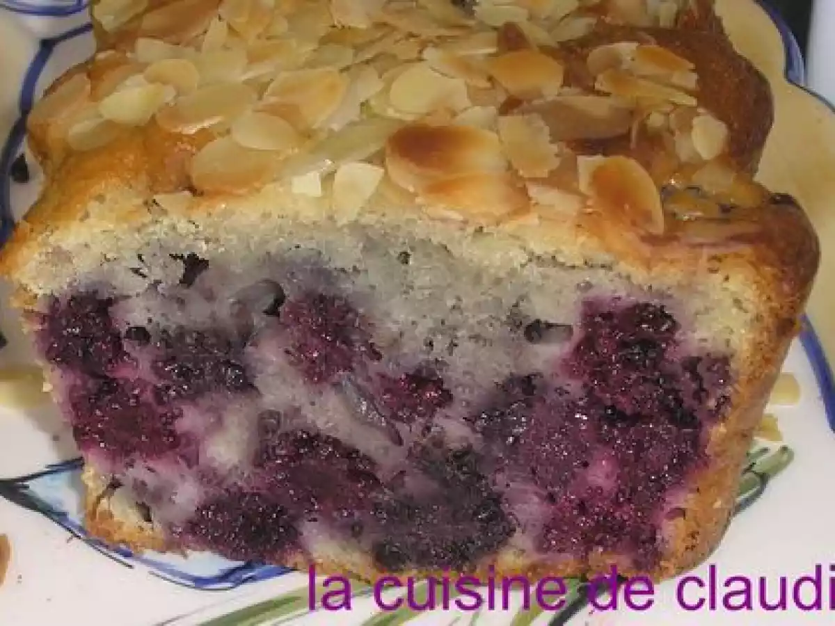 Cake aux mûres et à la violette version light
