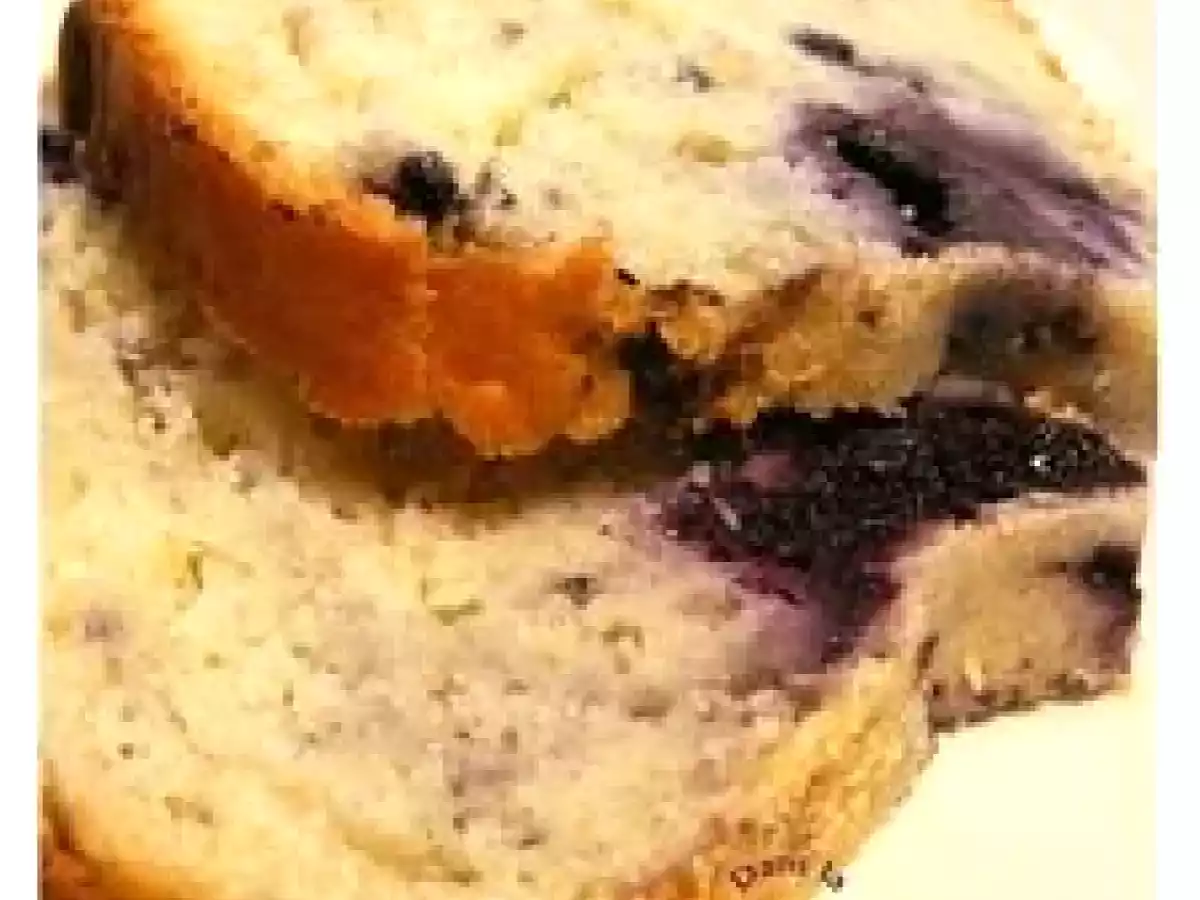 ..Cake aux myrtilles et chocolat blanc..