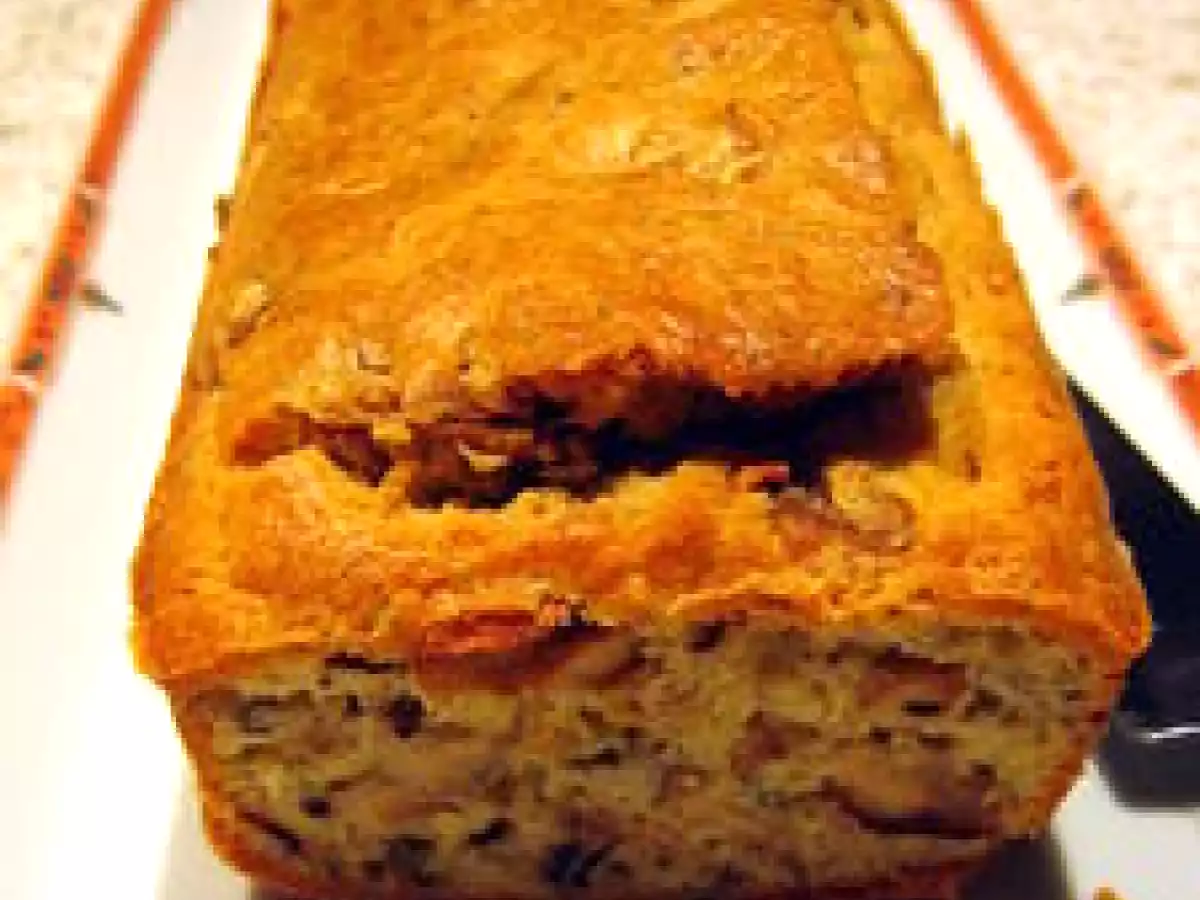 Cake aux noix et aux champignons de Paris de Sophie - photo 2