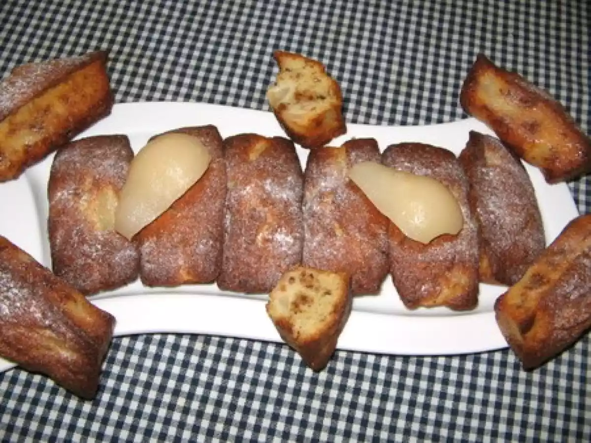 Cake aux poires et pépites a la nougatine