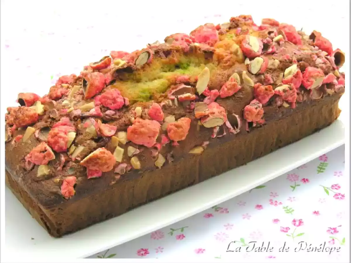 Cake aux Pralines Roses et à la Pistache - photo 2