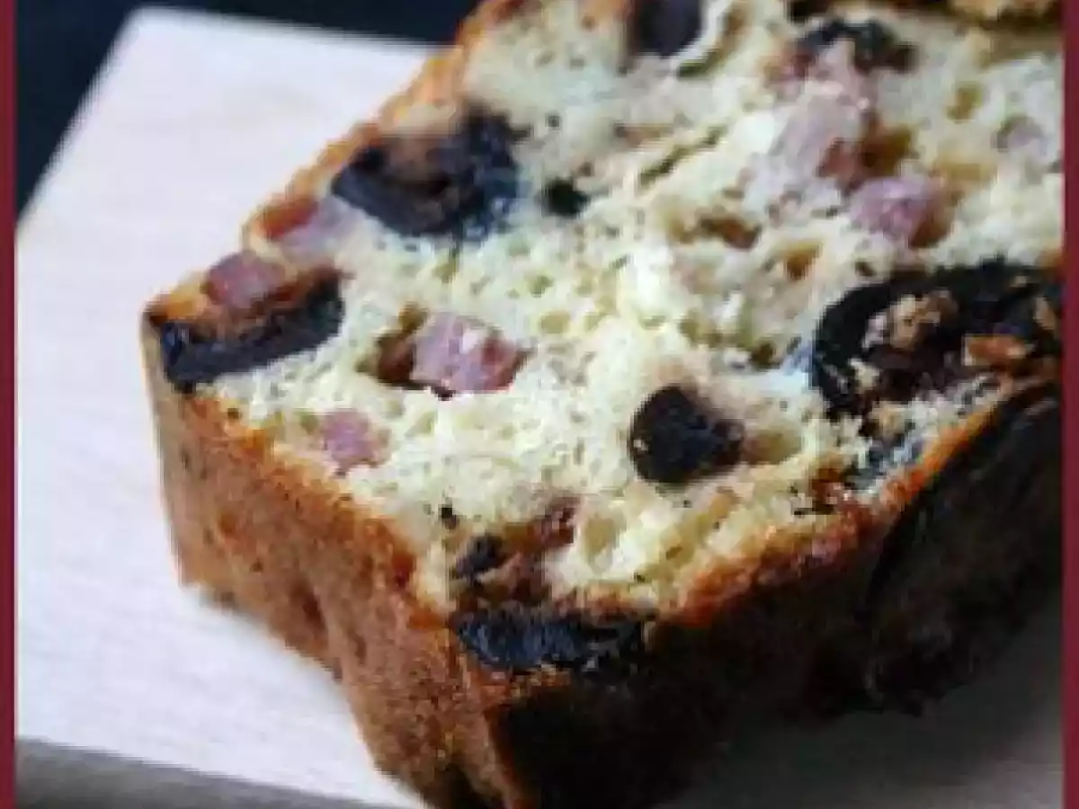 Cake bacon, mozzarella et pruneaux