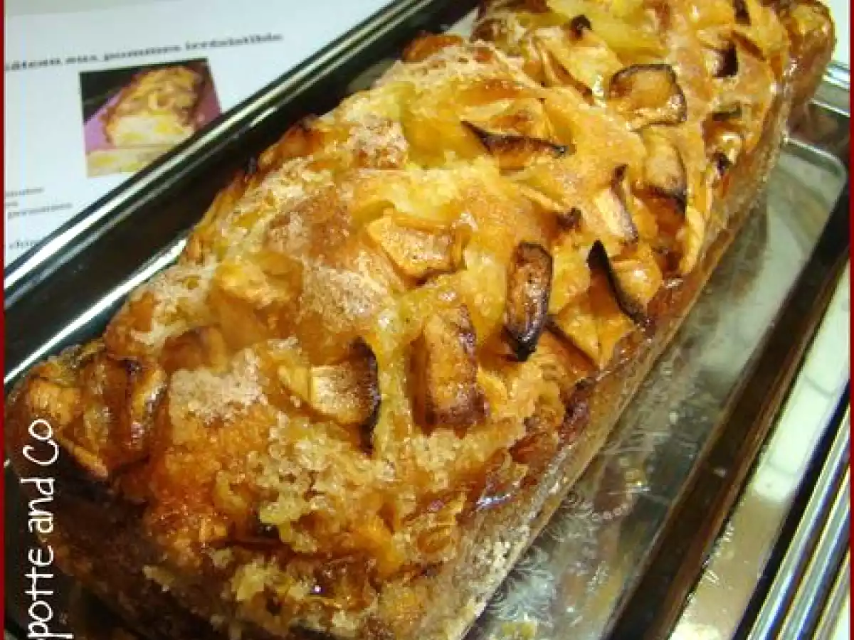 Cake caramélisé aux pommes - photo 2