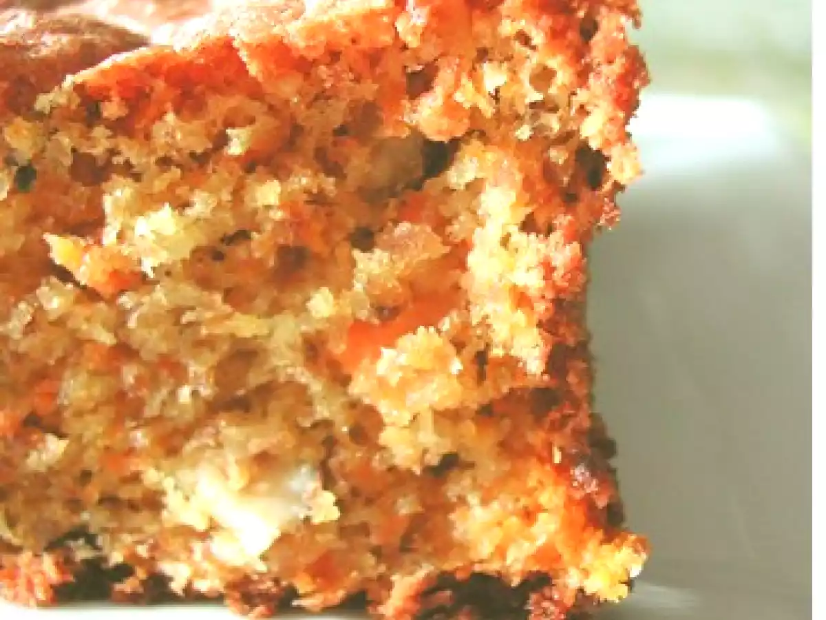 CAKE CAROTTE ET NOISETTES DE P. HERME...SANS BEURRE ni Huile!!! - photo 2