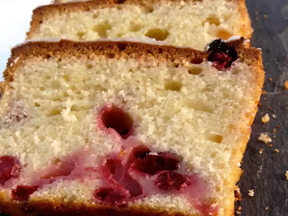 Cake citron airelles réalisé avec de l'huile d'olive