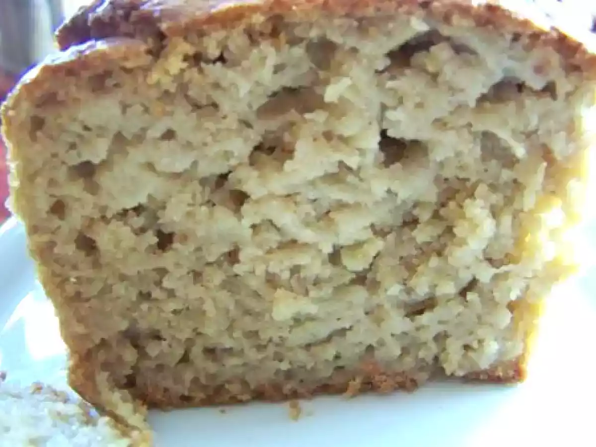 Cake épicé et moelleux aux pommes râpées