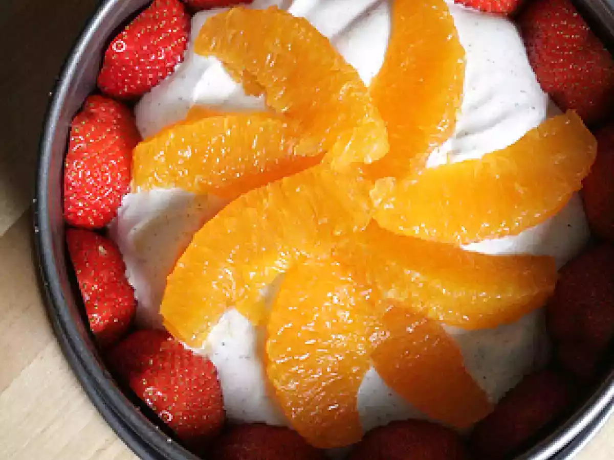 Cake fourré aux fruits & à la mousse de yaourt