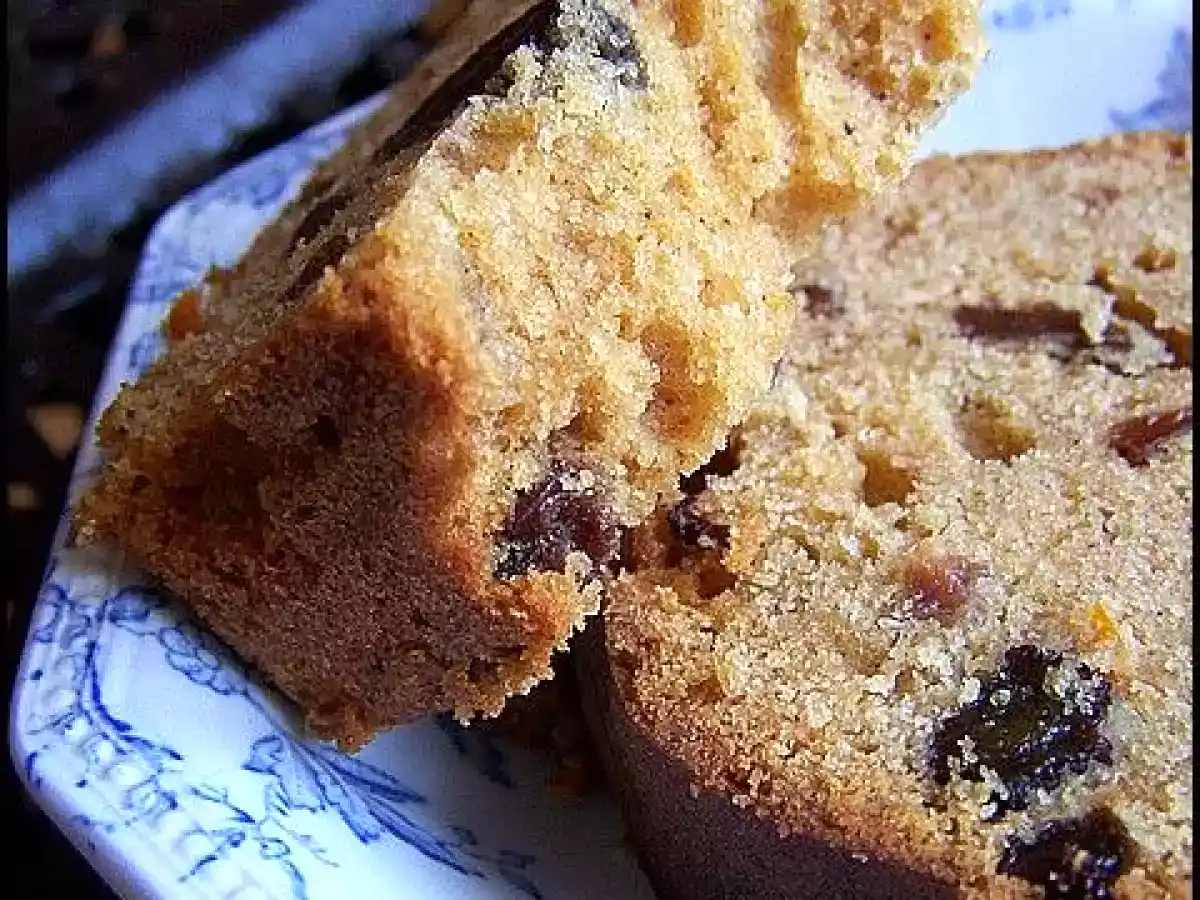 Cake indien aux raisins secs, épices douces et zestes d'orange - photo 4