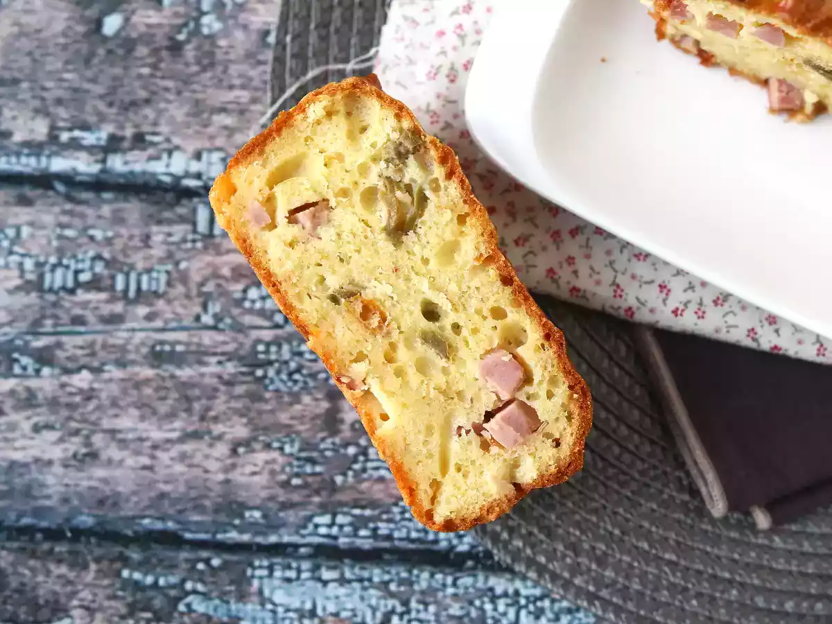 Cake jambon, olives et tomates séchées au skyr - photo 3