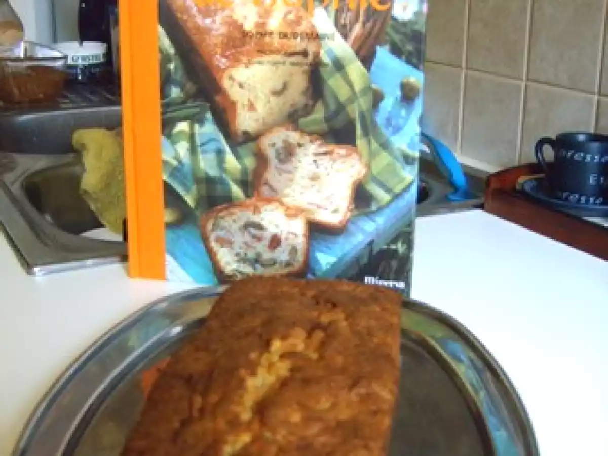 Cake pomme-cannelle- raisins secs de Sophie Dudemaine