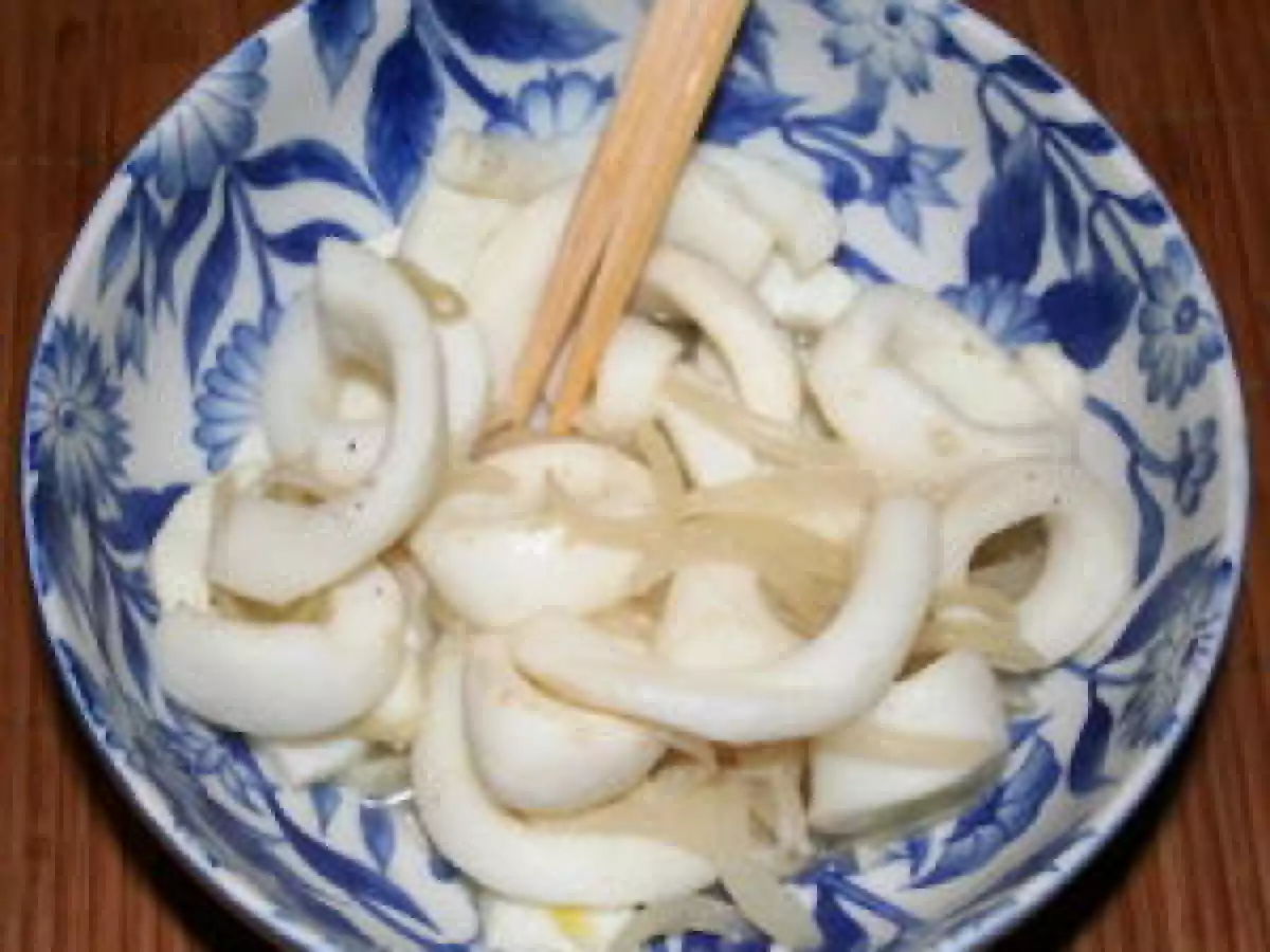 Calamars piquants, ail et gingembre