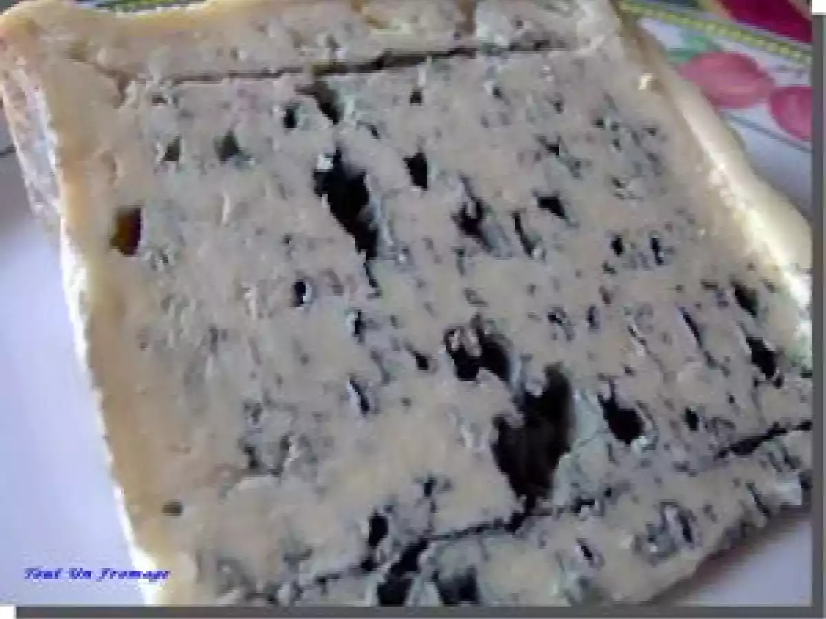 Canapés au Bleu d'Auvergne et aux concombres