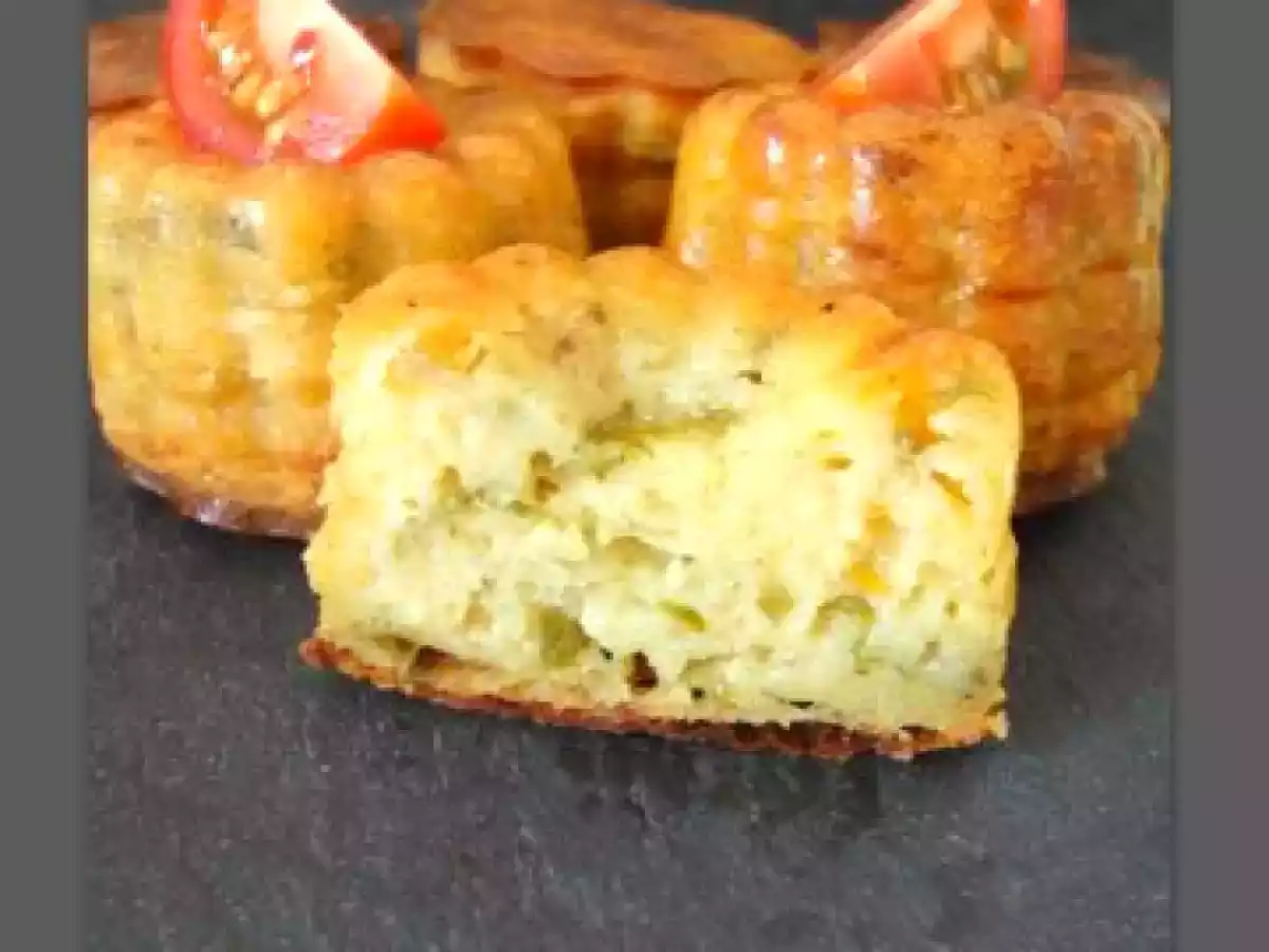 Cannelés au chèvre et coriandre