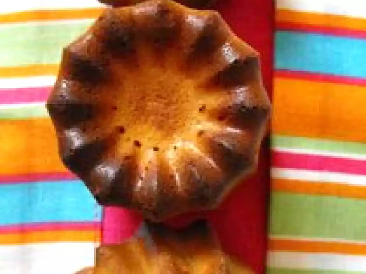 Cannelés au lait concentré