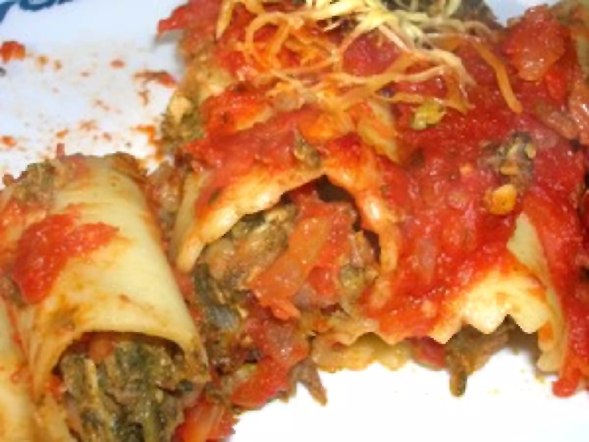 Cannellonis à la Bolognaise avec des épinards dedans...
