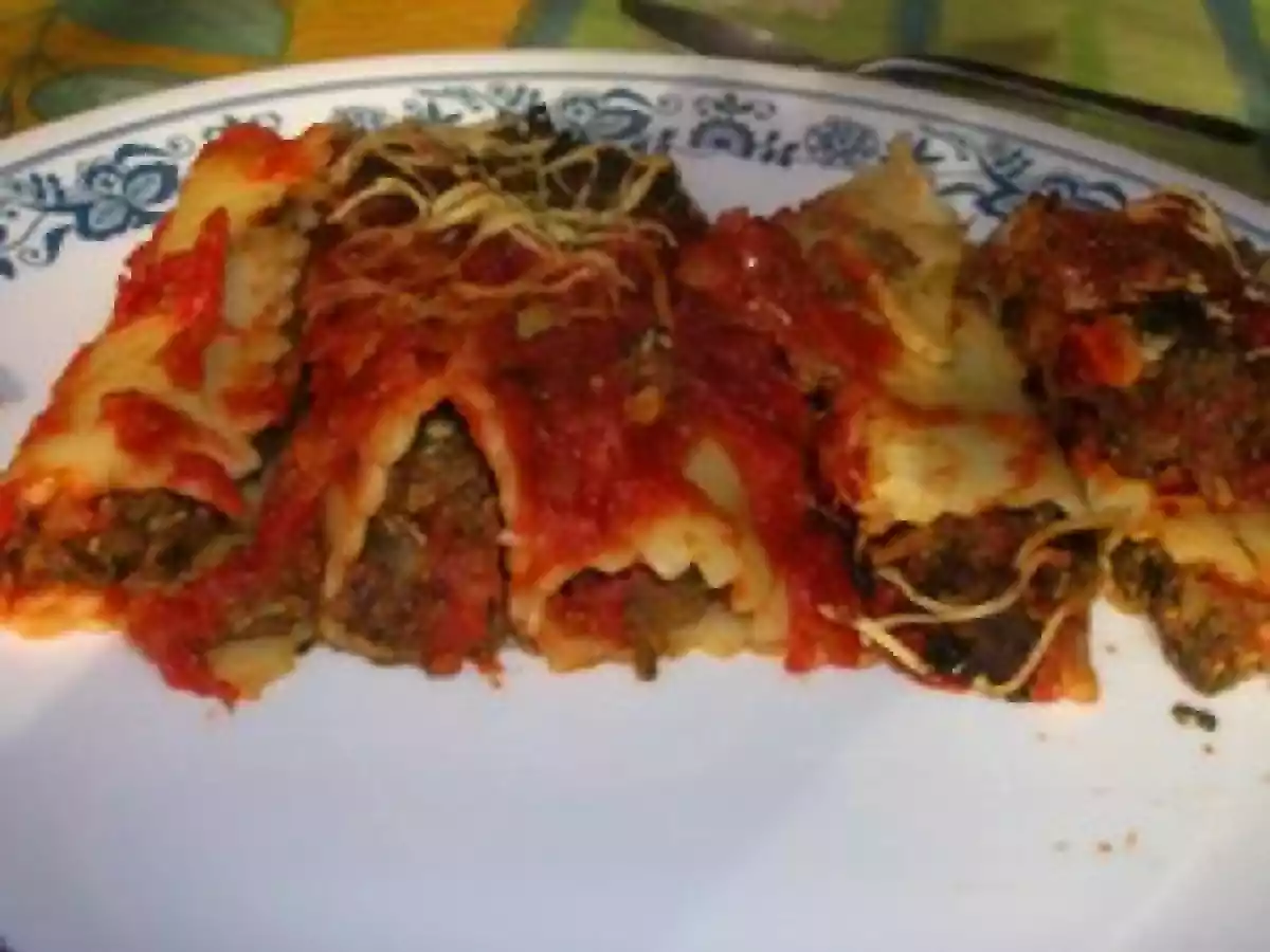 Cannellonis à la Bolognaise avec des épinards dedans... - photo 2