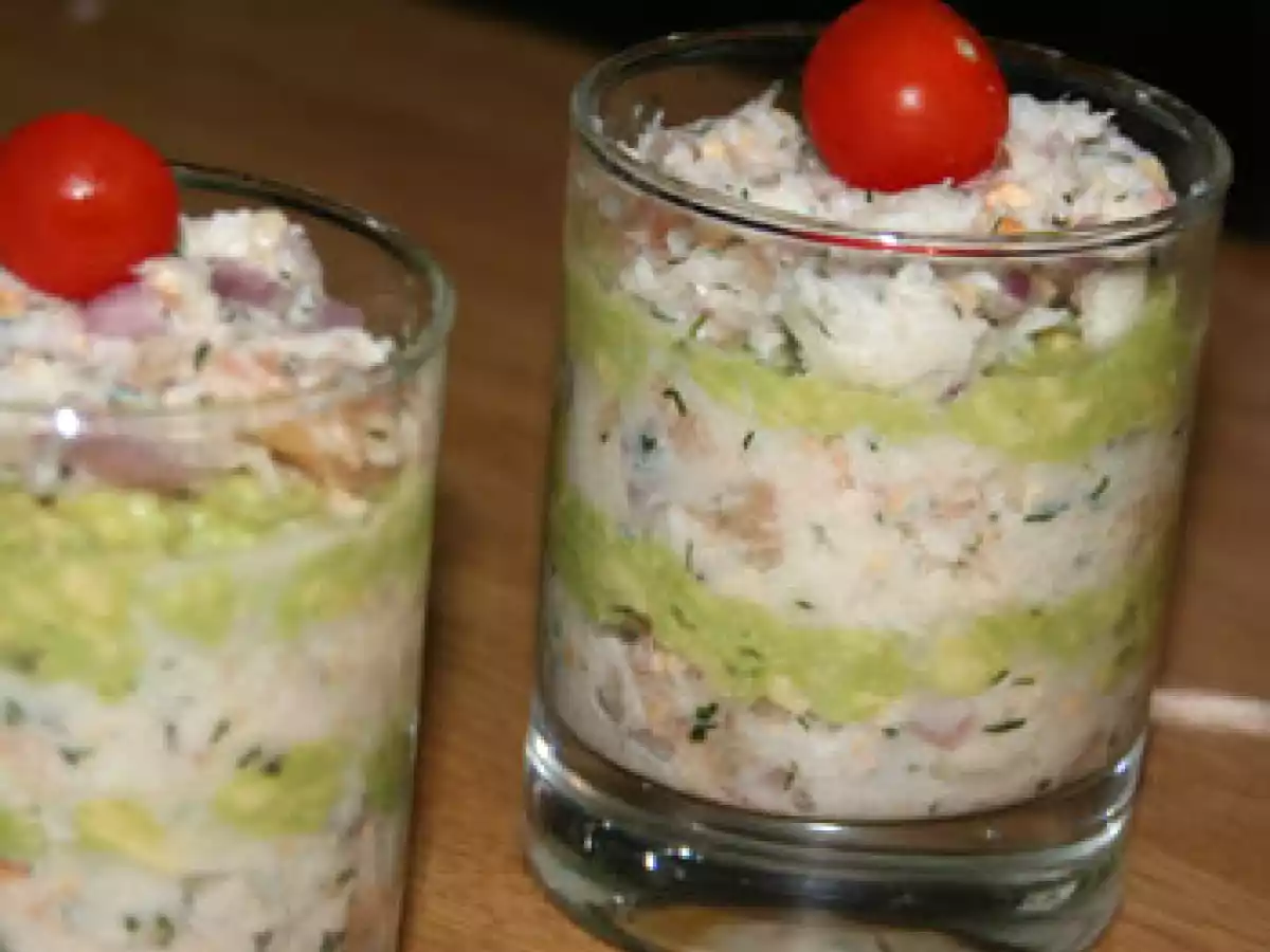 Capuccino avocat-crabe et pamplemousse