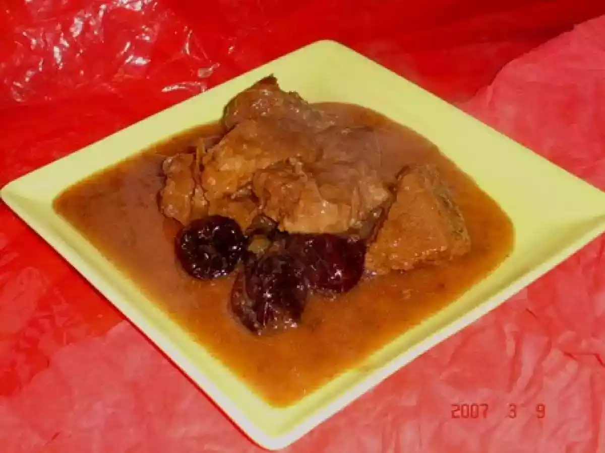 Carbonnades de veau à la gelée de groseilles et pruneaux