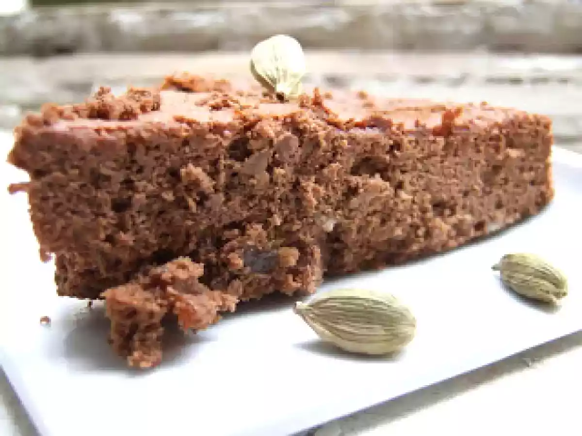 Cardamome ou Fondant chocolat amandin au lait d'avoine, abricots secs et cardamome