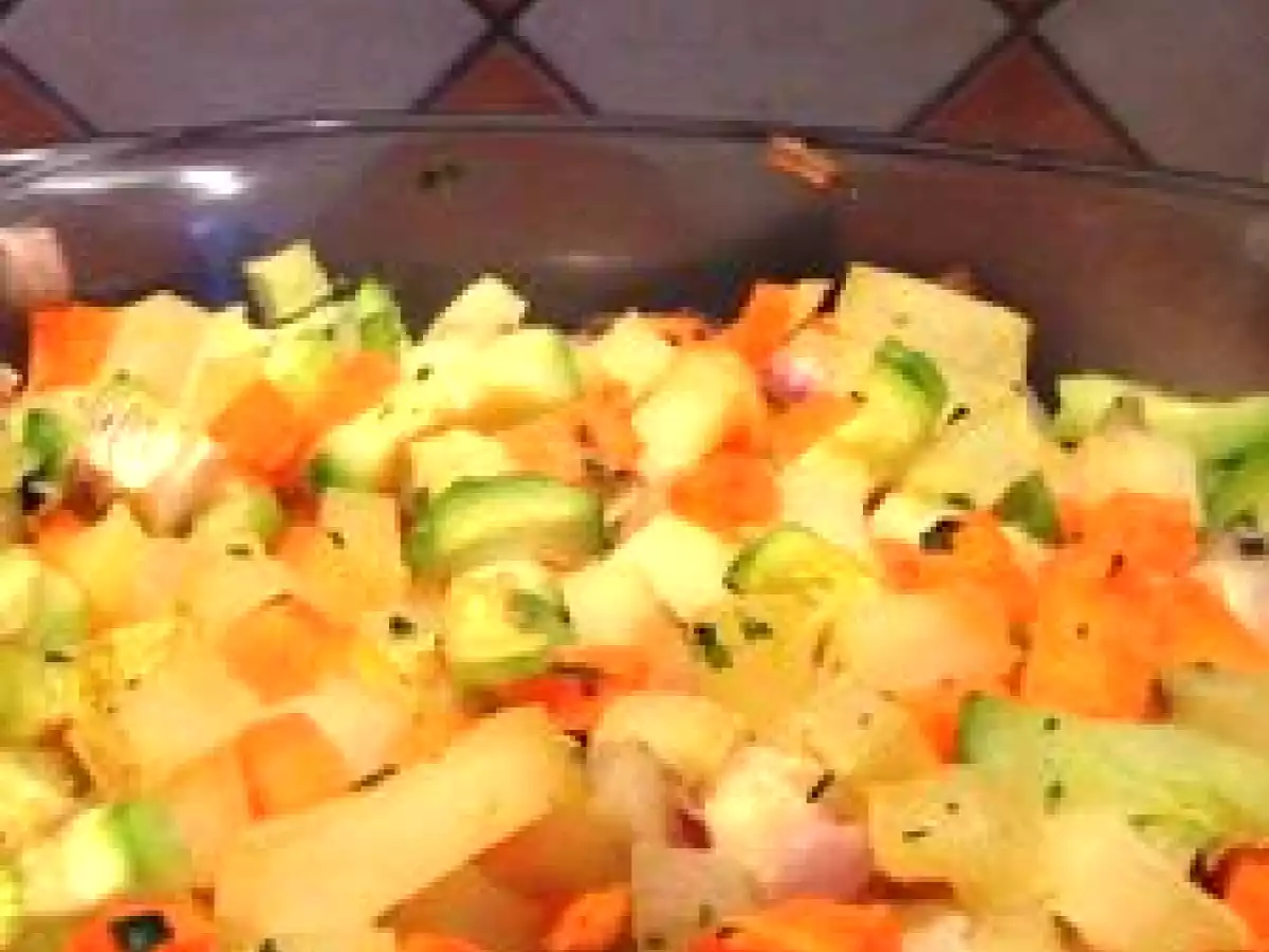 Carottes, courgettes et pommes de terre au curry