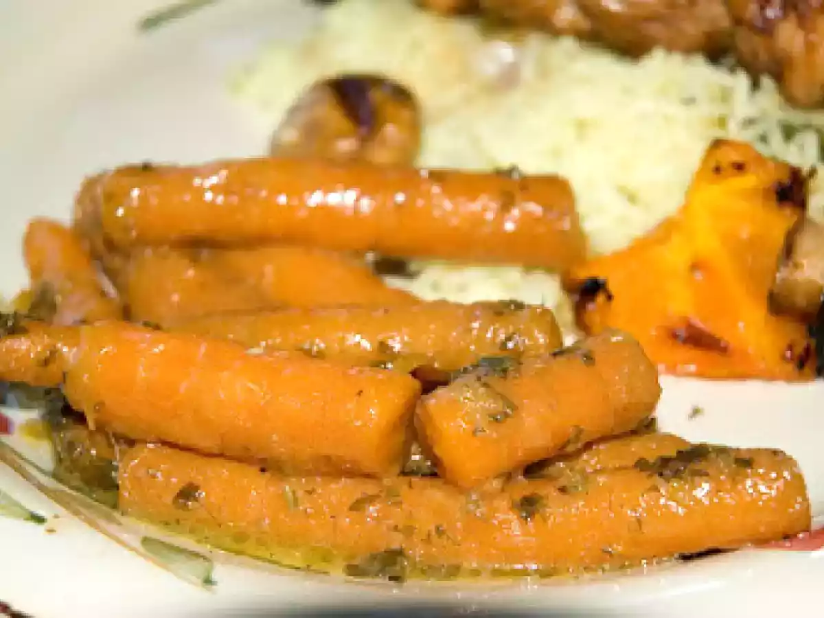 Carottes glacées au miel et au gingembre