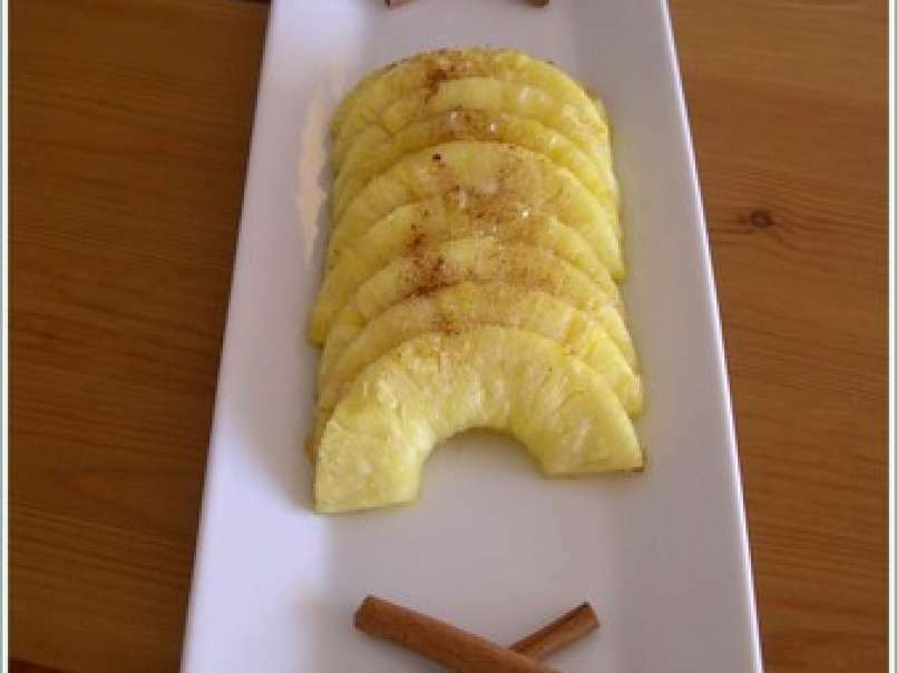 Carpaccio d'Ananas caramélisé à la Canelle, photo 1
