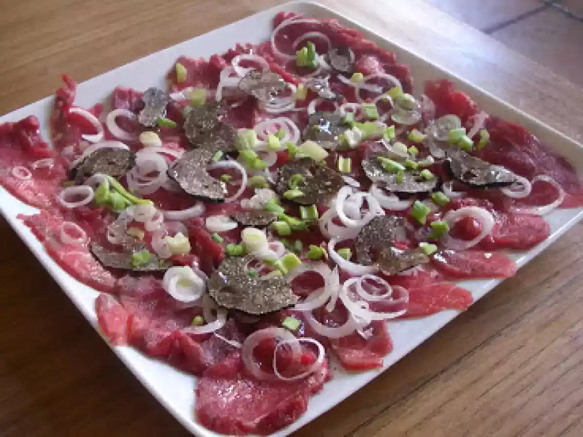 Carpaccio de boeuf aux truffes