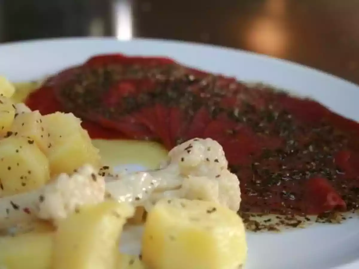 Carpaccio de boeuf et sa salade chaud-froid de pommes de terre - photo 2