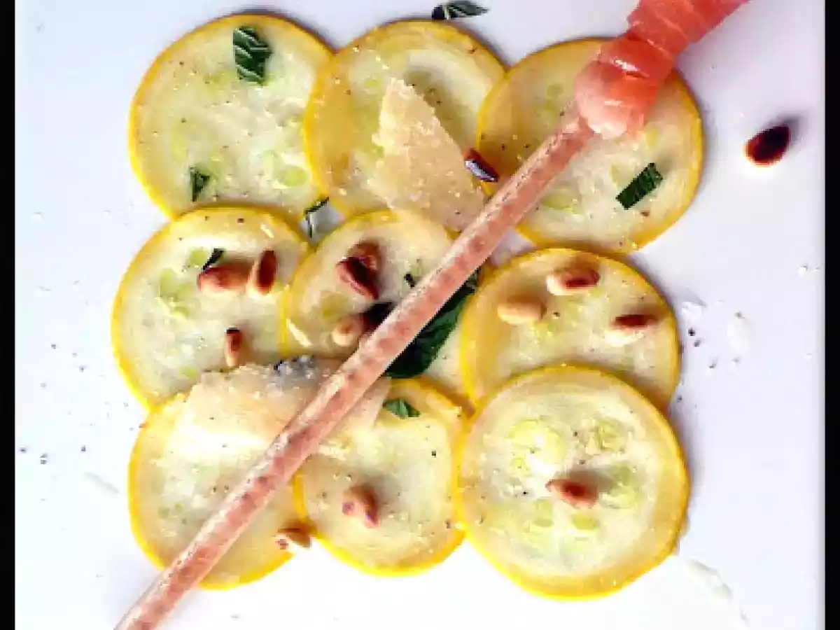 Carpaccio de courgette jaune Gold Rush, Menthe fraîche et Pignons de Pin - photo 2