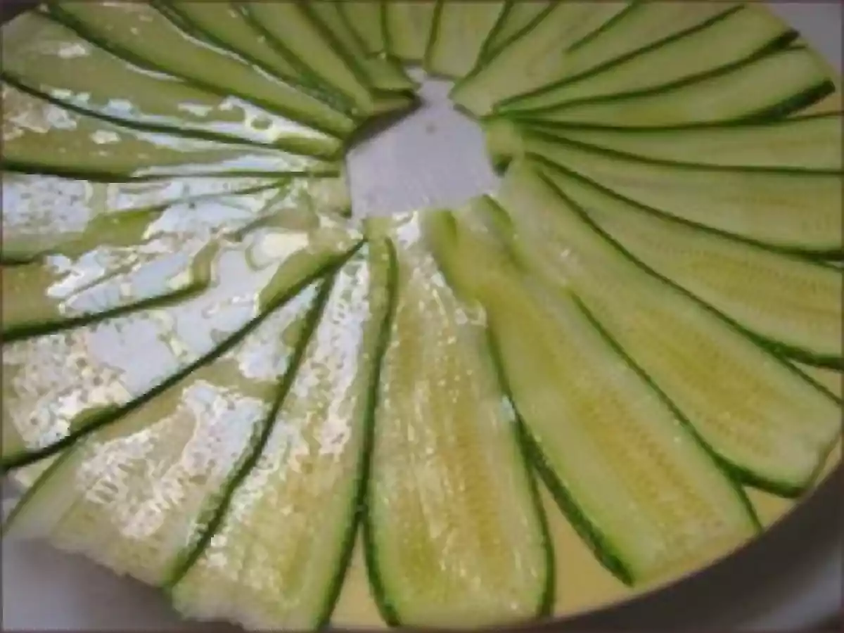 Carpaccio fraises courgettes au vinaigre balsamique - photo 2