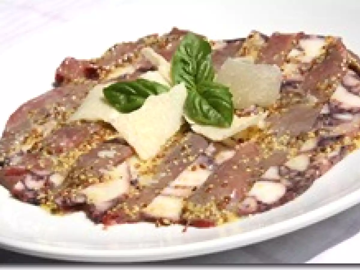 Carpaccio Terre et Mer, Vinaigrette aux Graines de Moutarde et Copeaux de Parmesan