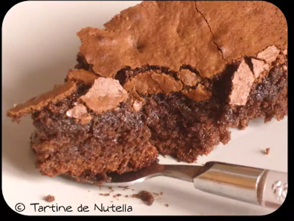 Carrés fondants chocolat aux éclats de noisette