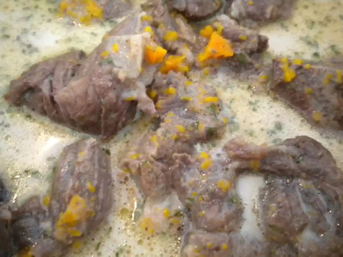 Cassolette de Boeuf aux Carottes, à l'Oignon et à la Crème