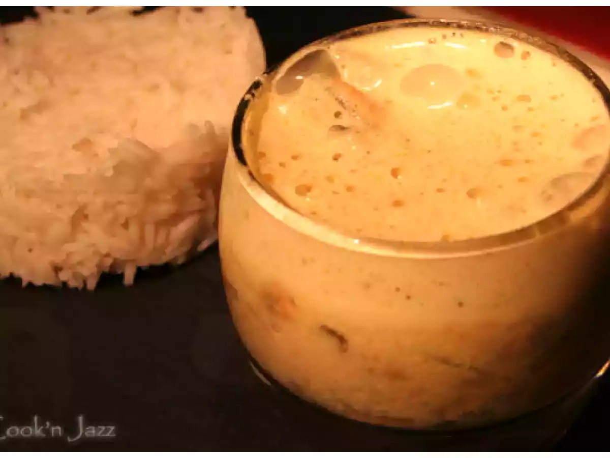 Cassolette de moules au Noilly Prat et espuma au curry