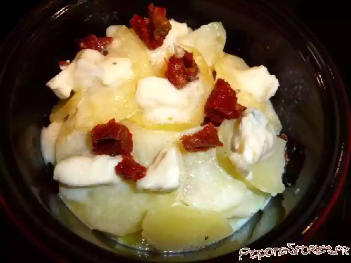 CASSOLETTES DE POMMES DE TERRE AU GORGONZOLA ET TOMATES SECHEES - photo 2