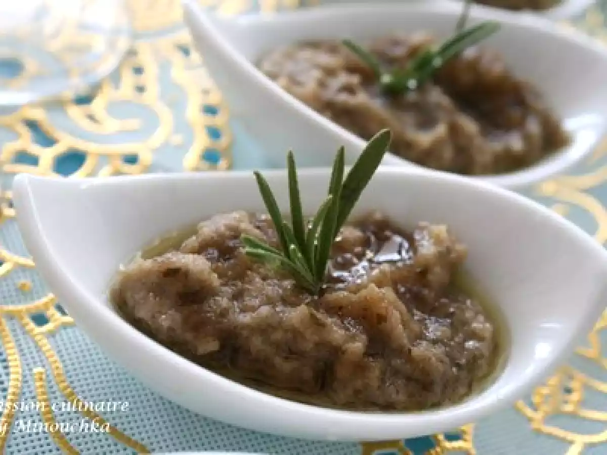 Caviar d'aubergine au miel et romarin