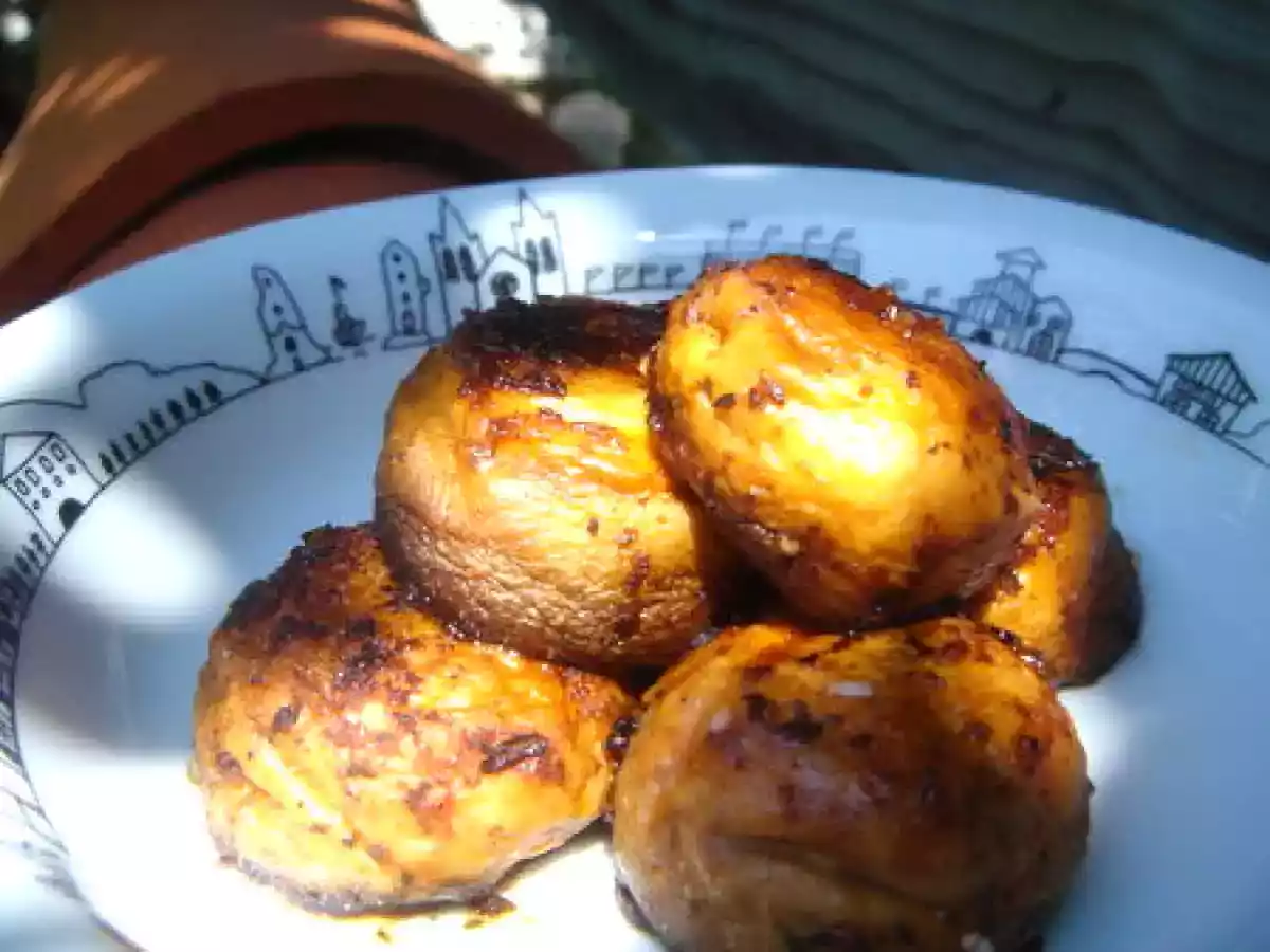 Champignons à la plancha... avec une pointe de sauce Sakari !