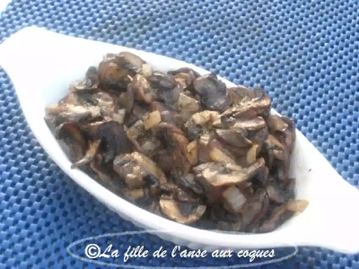 CHAMPIGNONS AU VINAIGRE BALSAMIQUE