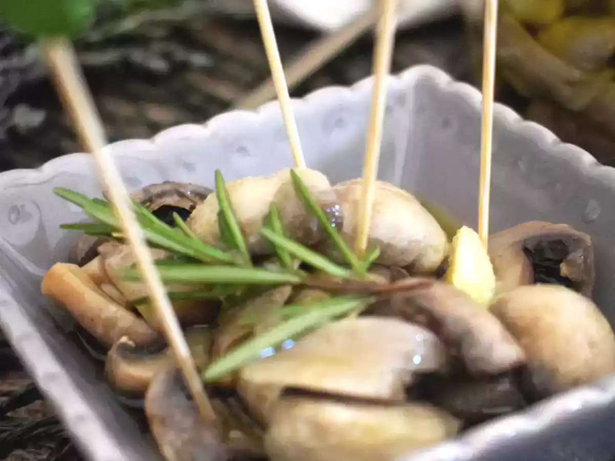 Champignons de Paris à l'huile d'olive