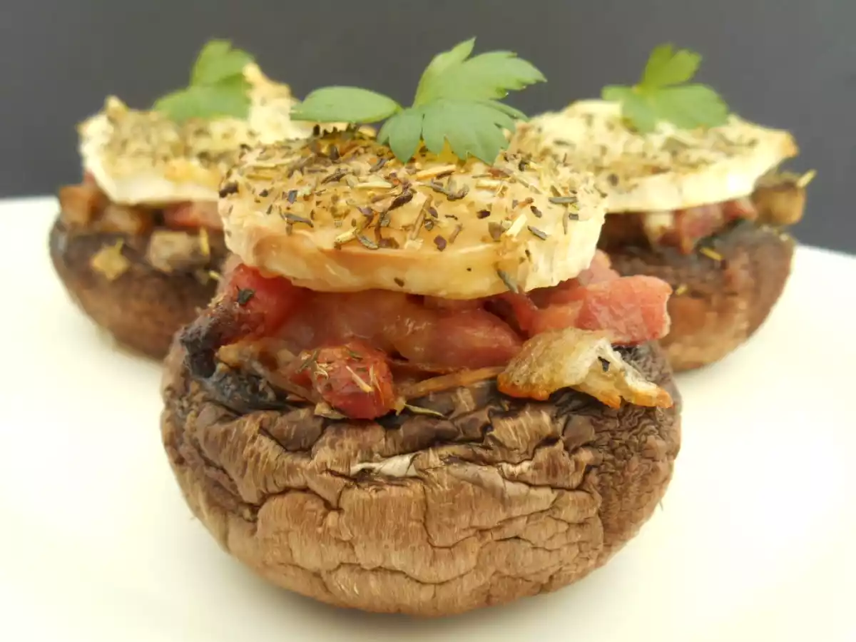 CHAMPIGNONS FARCIS AUX LARDONS & CHEVRE - photo 2