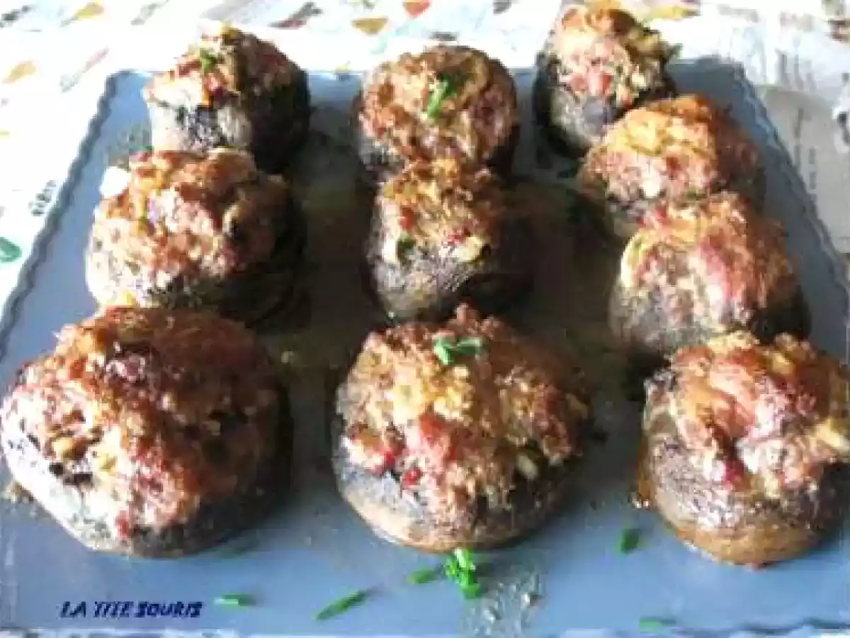 Champignons farcis gratinés au parmesan