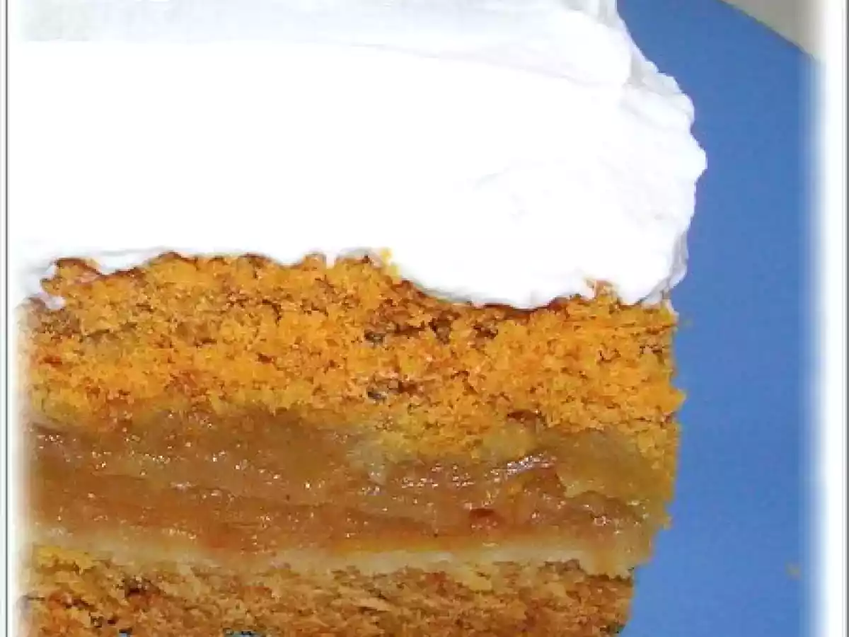 CHARLOTKA AUX POMMES ( gateau polonais )