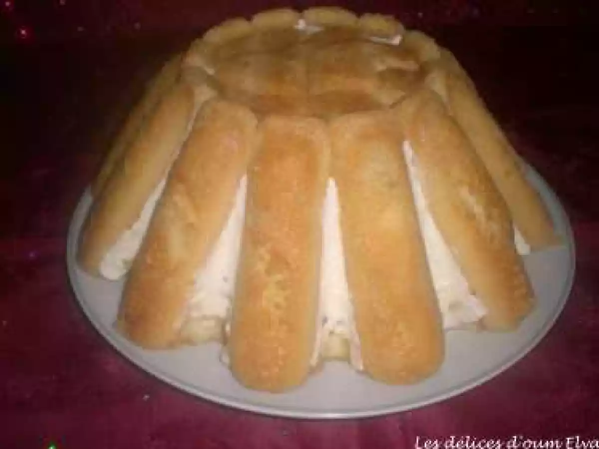 Charlotte aux fruits