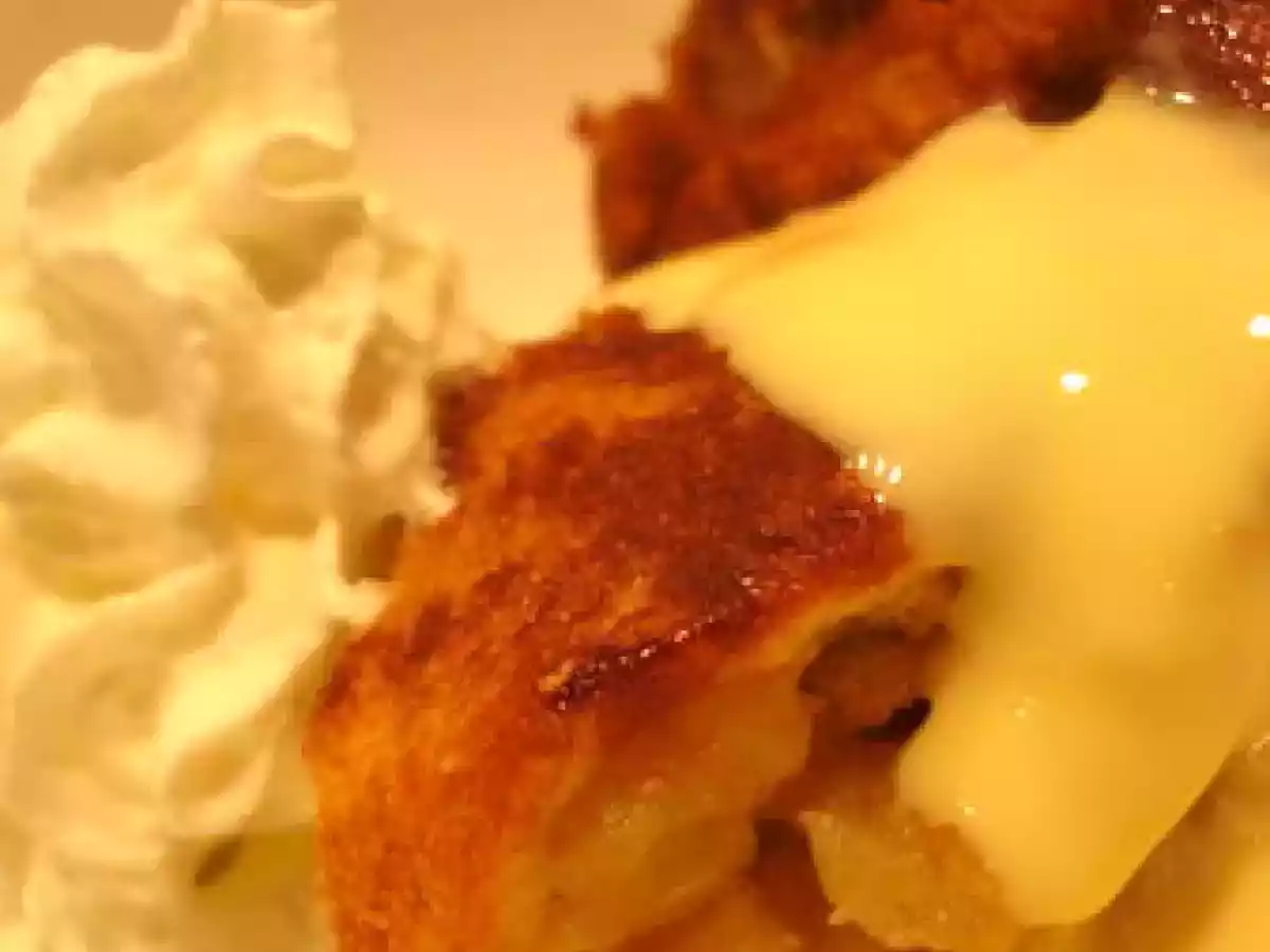 Charlotte briochée aux pommes et poires vanillées