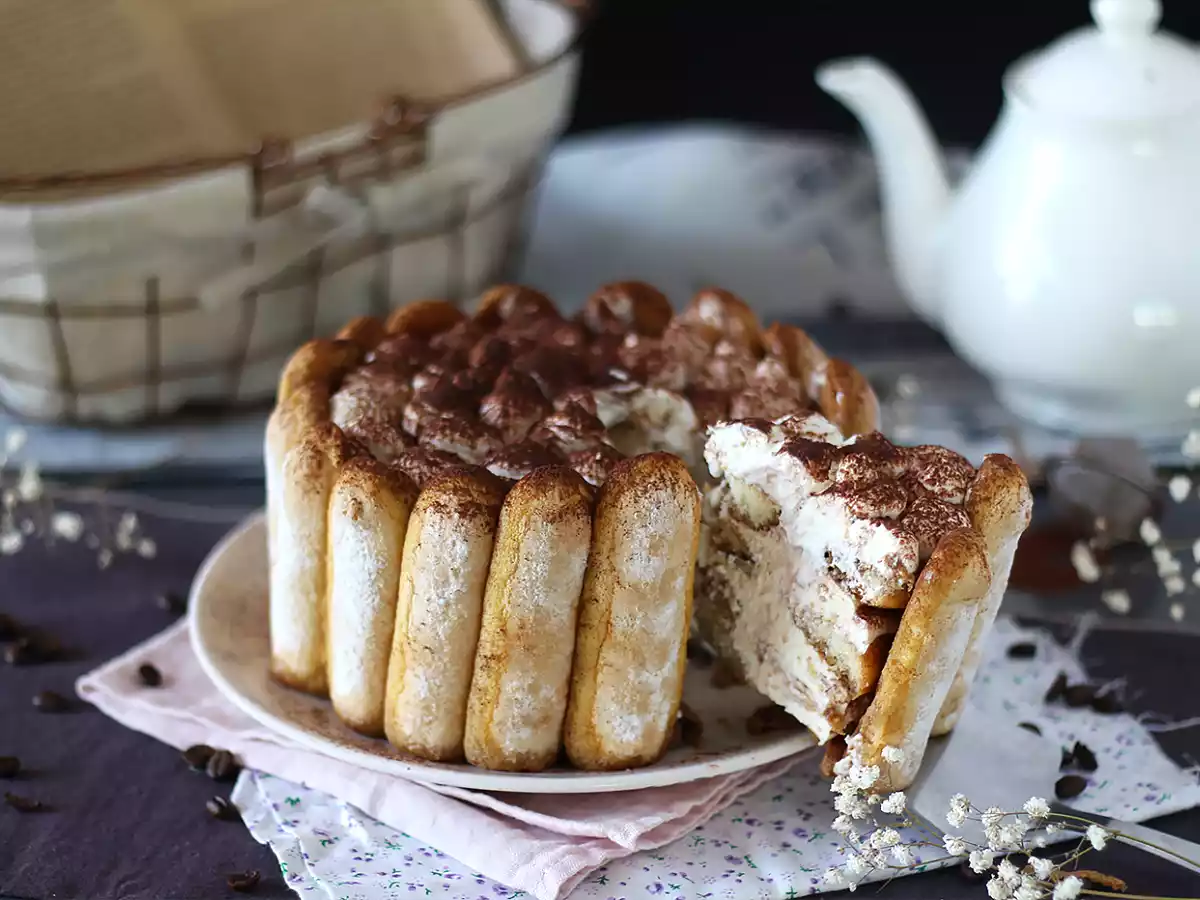 Charlotte façon tiramisu délicieuse et sans oeufs - photo 6