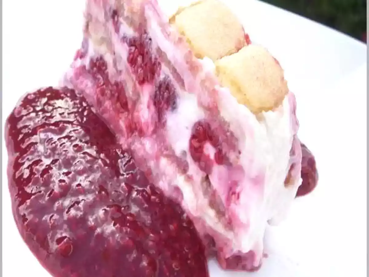 Charlotte légère aux framboises - photo 3