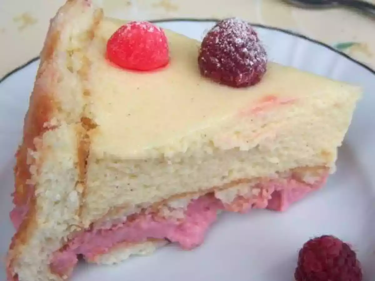 Charlotte vanille mascarpone et fraises pour l'anniversaire de mon homme ! - photo 2