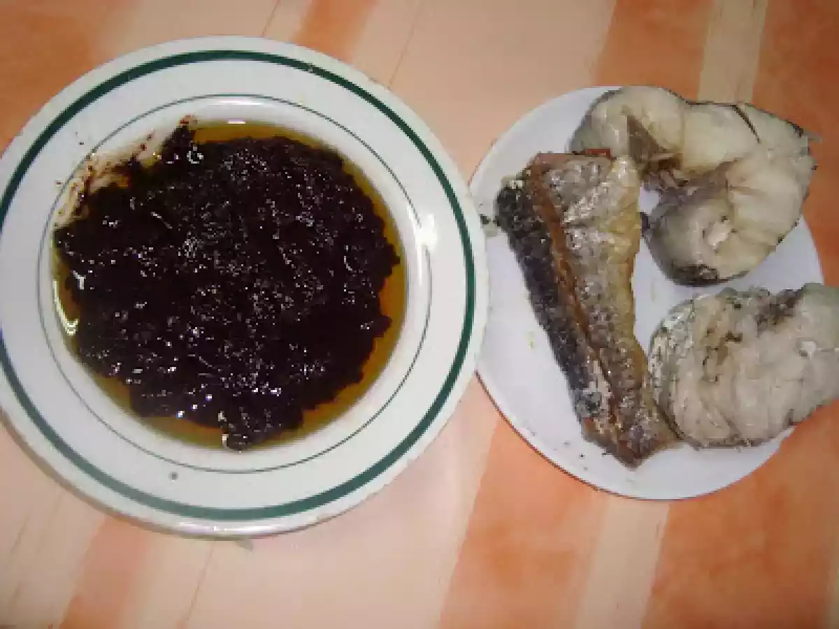 Charmoula et hout melah ( poisson salé)