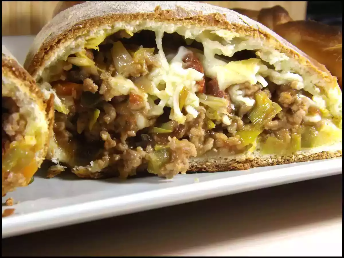 Chausson Chorizo et Viande Haché